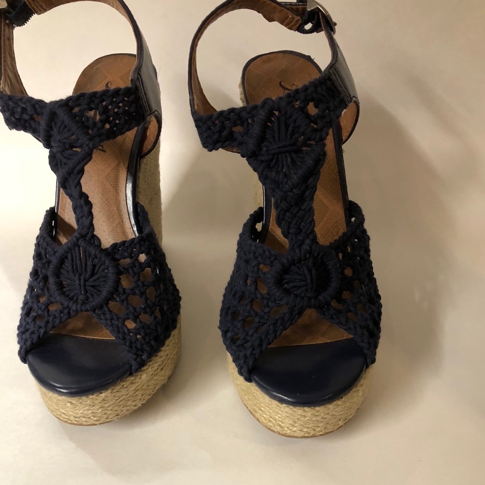 Lucky Brand Navy Wedge Sandal Sz 7.5 - Picture 2 of 7